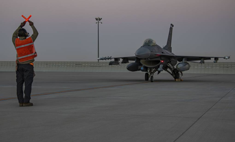 US Air Force carries out second wave of attacks on Islamic State sites in Syria — TV