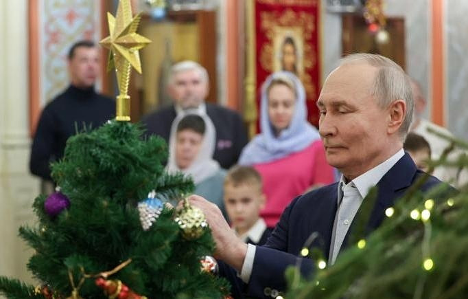 President Putin congratulates Russians with Orthodox Christmas holiday