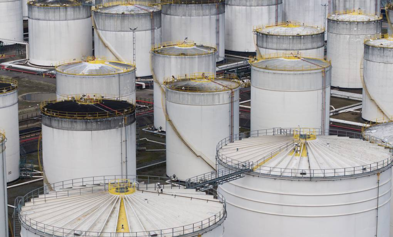 Brent oil price reaches $112 per barrel for first time since March 9, 2025