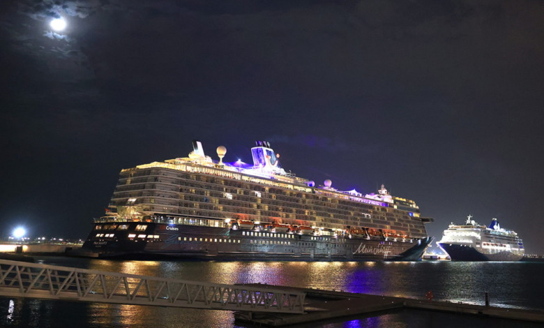 Over 150 Russian Tourists Stuck on Cruise Ship in Qatar as Middle East War Rages