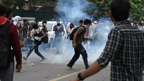 CJP Protest Near Parliament: Police Use Tear Gas to Stop March