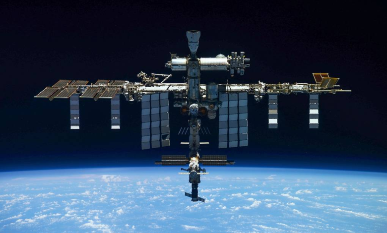 ISS deorbiting responsibilities after 2030 are being discussed by Roscosmos and NASA