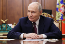 Putin Maintains Permanent Contact with New Russian Cabinet Members
